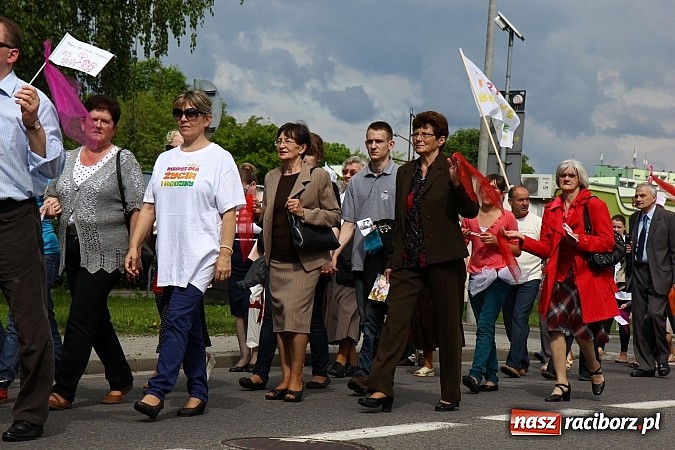 Zdjęcie w galerii na portalu naszraciborz.pl: Raciborski Marsz dla Życia i Rodziny wiadomości z regionu