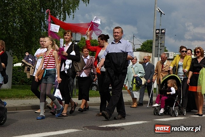 Zdjęcie w galerii na portalu naszraciborz.pl: Raciborski Marsz dla Życia i Rodziny wiadomości z regionu