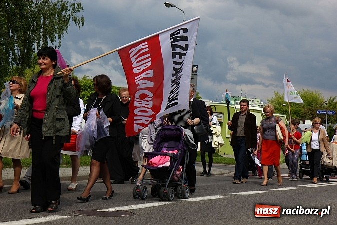 Zdjęcie w galerii na portalu naszraciborz.pl: Raciborski Marsz dla Życia i Rodziny wiadomości z regionu