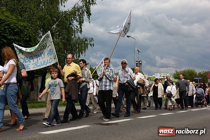 Zdjęcie w galerii na portalu naszraciborz.pl: Raciborski Marsz dla Życia i Rodziny wiadomości z regionu