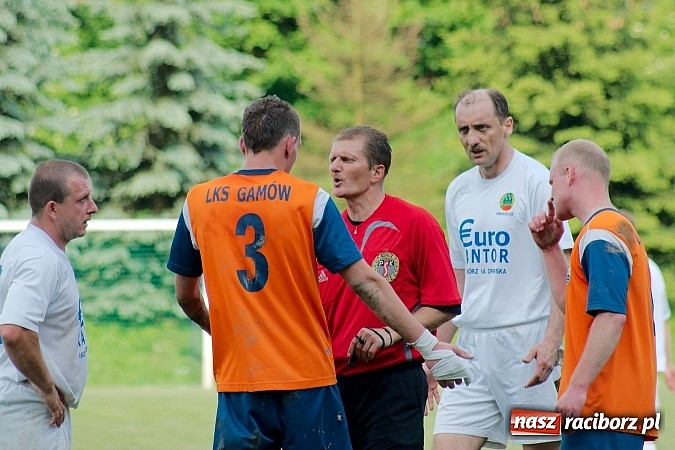 Zdjęcie w galerii na portalu naszraciborz.pl: Emocjonujący pojedynek w Gamowie. Owsiszcze górą wiadomości z regionu