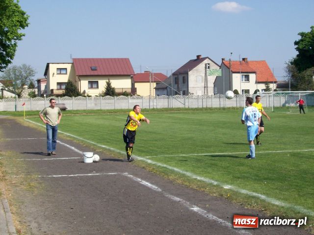 Zdjęcie w galerii na portalu naszraciborz.pl: Ostre strzelanie w Tworkowie wiadomości z regionu
