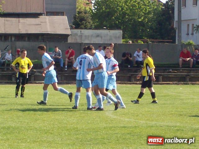 Zdjęcie w galerii na portalu naszraciborz.pl: Ostre strzelanie w Tworkowie wiadomości z regionu
