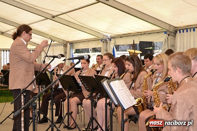 Zdjęcie w galerii na portalu naszraciborz.pl: Transgraniczny festiwal kultury w Tworkowie wiadomości z regionu