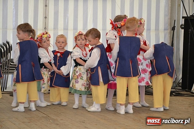 Zdjęcie w galerii na portalu naszraciborz.pl: Transgraniczny festiwal kultury w Tworkowie wiadomości z regionu