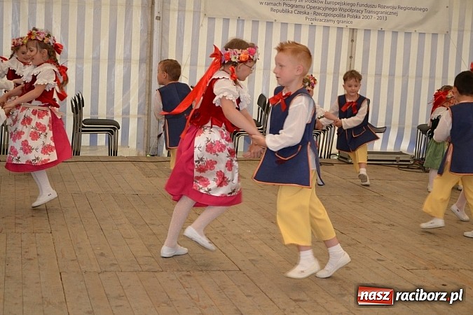 Zdjęcie w galerii na portalu naszraciborz.pl: Transgraniczny festiwal kultury w Tworkowie wiadomości z regionu