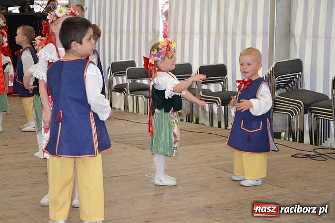 Zdjęcie w galerii na portalu naszraciborz.pl: Transgraniczny festiwal kultury w Tworkowie wiadomości z regionu