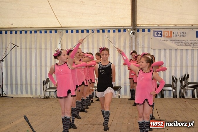 Zdjęcie w galerii na portalu naszraciborz.pl: Transgraniczny festiwal kultury w Tworkowie wiadomości z regionu