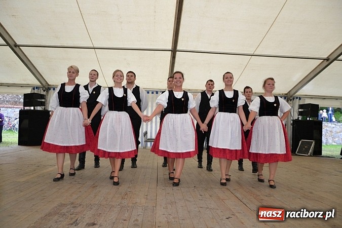 Zdjęcie w galerii na portalu naszraciborz.pl: Transgraniczny festiwal kultury w Tworkowie wiadomości z regionu