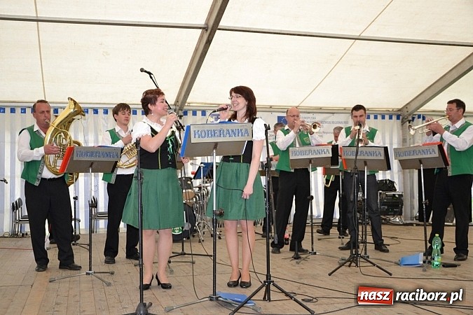 Zdjęcie w galerii na portalu naszraciborz.pl: Transgraniczny festiwal kultury w Tworkowie wiadomości z regionu