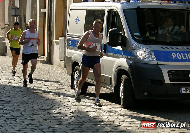 Zdjęcie w galerii na portalu naszraciborz.pl: Nie wszyscy dali radę wiadomości z regionu