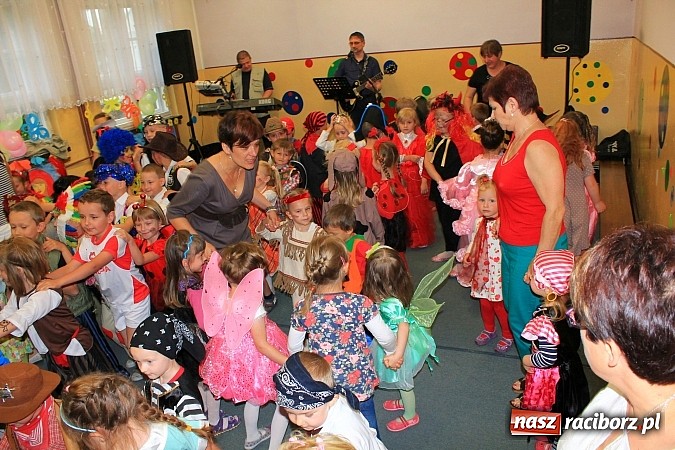 Zdjęcie w galerii na portalu naszraciborz.pl: Dzień Dziecka w krzanowickim przedszkolu wiadomości z regionu