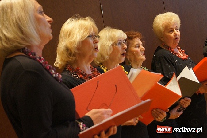 Zdjęcie w galerii na portalu naszraciborz.pl: Anielskie głosy w RCK wiadomości z regionu