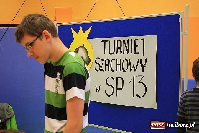 Zdjęcie w galerii na portalu naszraciborz.pl: Młodzi szachiści spotkali się w SP 13 wiadomości z regionu