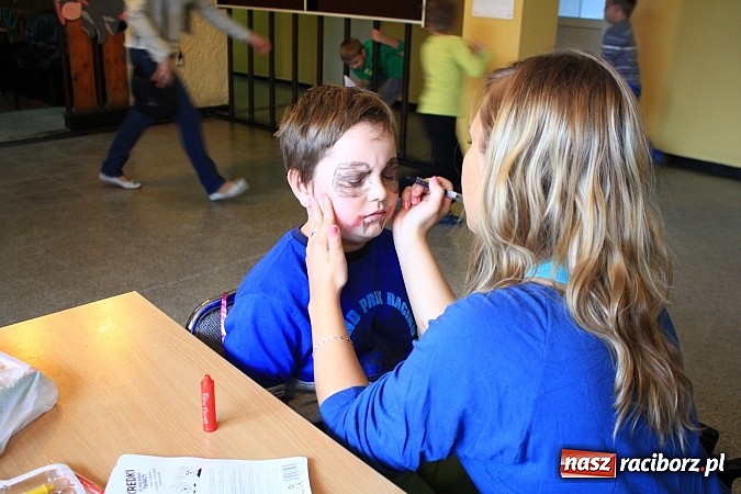 Zdjęcie w galerii na portalu naszraciborz.pl: Przygody Dorotki w krainie bajek, czyli Dzień Dziecka w raciborskiej PWSZ wiadomości z regionu