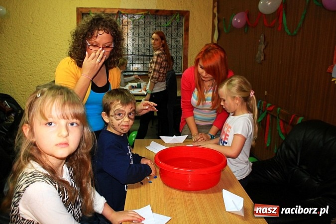 Zdjęcie w galerii na portalu naszraciborz.pl: Przygody Dorotki w krainie bajek, czyli Dzień Dziecka w raciborskiej PWSZ wiadomości z regionu