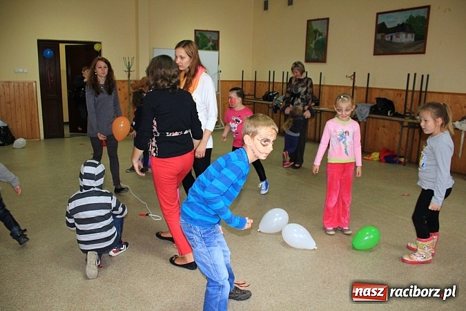 Zdjęcie w galerii na portalu naszraciborz.pl: Przygody Dorotki w krainie bajek, czyli Dzień Dziecka w raciborskiej PWSZ wiadomości z regionu