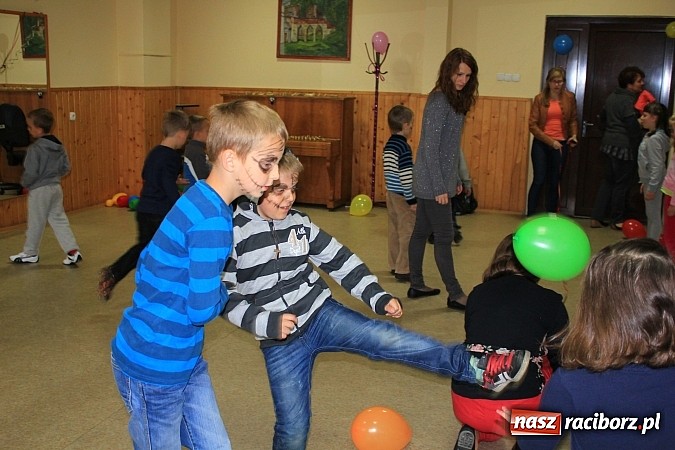 Zdjęcie w galerii na portalu naszraciborz.pl: Przygody Dorotki w krainie bajek, czyli Dzień Dziecka w raciborskiej PWSZ wiadomości z regionu