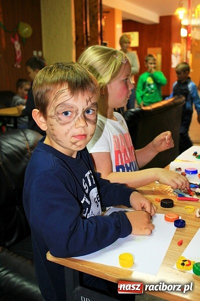Zdjęcie w galerii na portalu naszraciborz.pl: Przygody Dorotki w krainie bajek, czyli Dzień Dziecka w raciborskiej PWSZ wiadomości z regionu