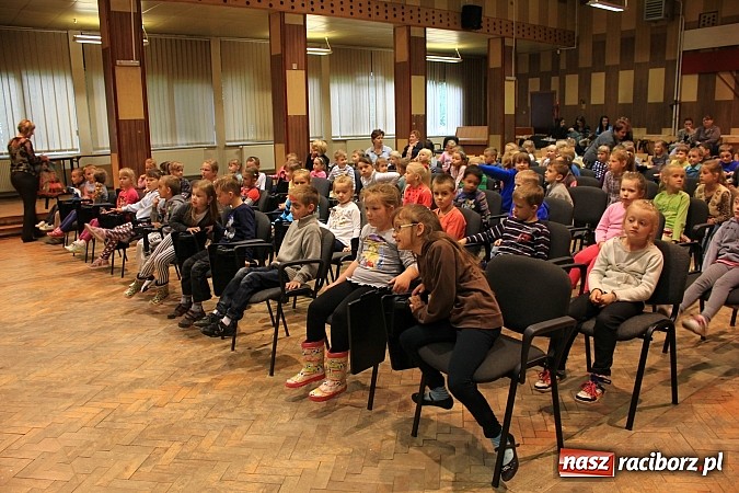 Zdjęcie w galerii na portalu naszraciborz.pl: Przygody Dorotki w krainie bajek, czyli Dzień Dziecka w raciborskiej PWSZ wiadomości z regionu