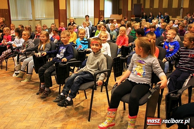 Zdjęcie w galerii na portalu naszraciborz.pl: Przygody Dorotki w krainie bajek, czyli Dzień Dziecka w raciborskiej PWSZ wiadomości z regionu