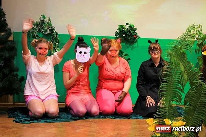 Zdjęcie w galerii na portalu naszraciborz.pl: Przygody Dorotki w krainie bajek, czyli Dzień Dziecka w raciborskiej PWSZ wiadomości z regionu