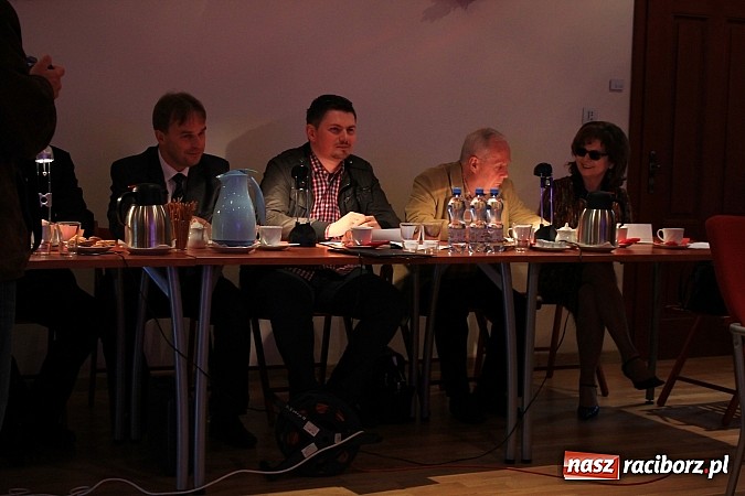 Zdjęcie w galerii na portalu naszraciborz.pl: Ruszył Festiwal Piosenki Europejskiej wiadomości z regionu