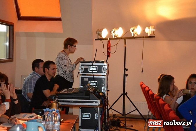 Zdjęcie w galerii na portalu naszraciborz.pl: Festiwal Piosenki Europejskiej - dzień drugi wiadomości z regionu