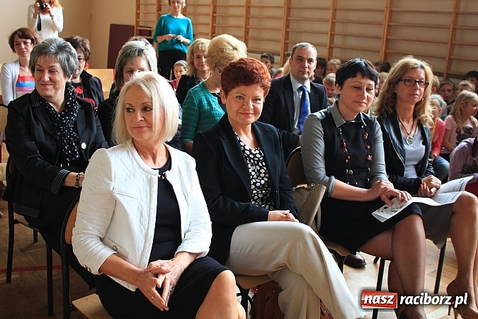 Zdjęcie w galerii na portalu naszraciborz.pl: Przedszkole nr 17 w Markowicach otrzymało imię Koziołka Matołka wiadomości z regionu