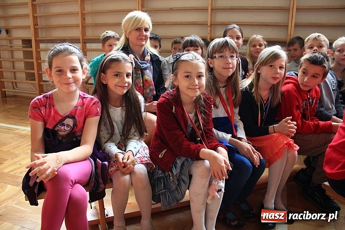 Zdjęcie w galerii na portalu naszraciborz.pl: Przedszkole nr 17 w Markowicach otrzymało imię Koziołka Matołka wiadomości z regionu