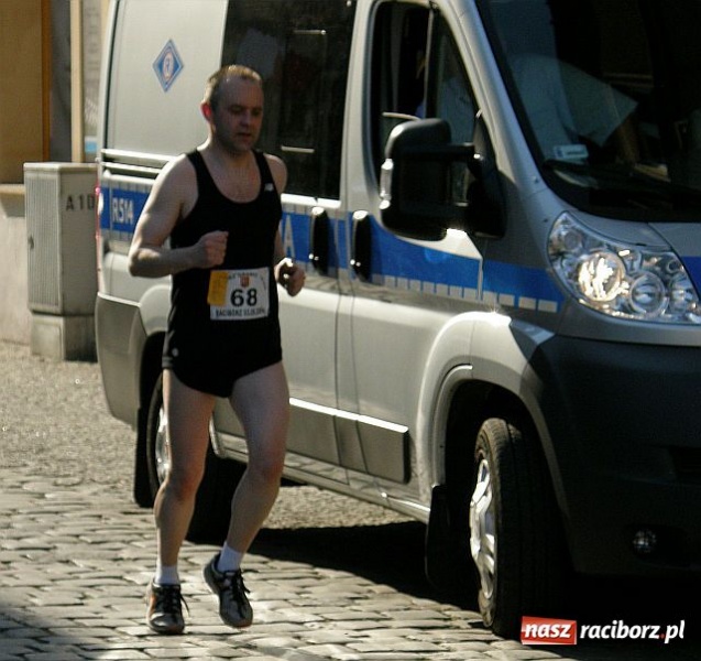 Zdjęcie w galerii na portalu naszraciborz.pl: Drugi raciborski uliczny Bieg bez granic to już historia wiadomości z regionu