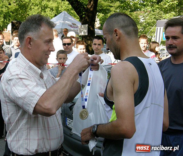 Zdjęcie w galerii na portalu naszraciborz.pl: Drugi raciborski uliczny Bieg bez granic to już historia wiadomości z regionu