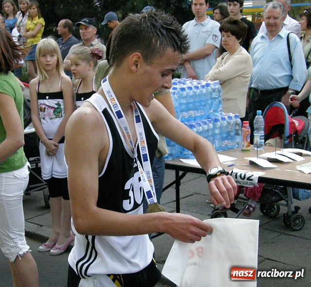 Zdjęcie w galerii na portalu naszraciborz.pl: Drugi raciborski uliczny Bieg bez granic to już historia wiadomości z regionu