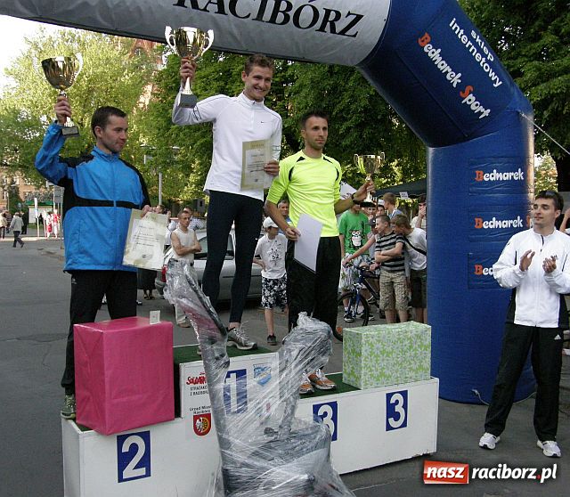 Zdjęcie w galerii na portalu naszraciborz.pl: Drugi raciborski uliczny Bieg bez granic to już historia wiadomości z regionu