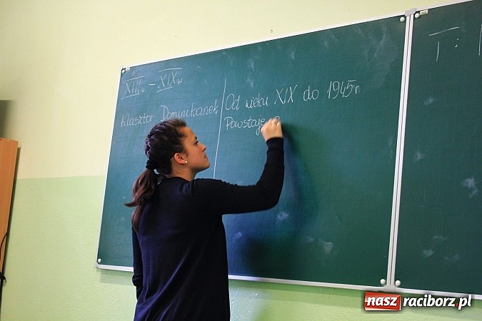 Zdjęcie w galerii na portalu naszraciborz.pl: Zespół Szkół Ekonomicznych. Szkoła z tradycją wiadomości z regionu