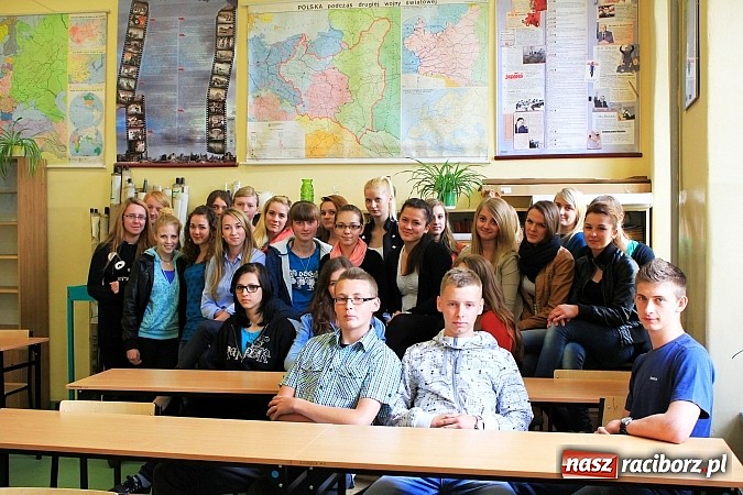 Zdjęcie w galerii na portalu naszraciborz.pl: Zespół Szkół Ekonomicznych. Szkoła z tradycją wiadomości z regionu