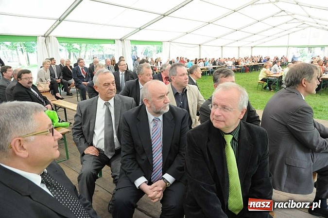 Zdjęcie w galerii na portalu naszraciborz.pl: Dwudzieste urodziny Agromaxu. Uroczystości z Jego Magnificencją  wiadomości z regionu