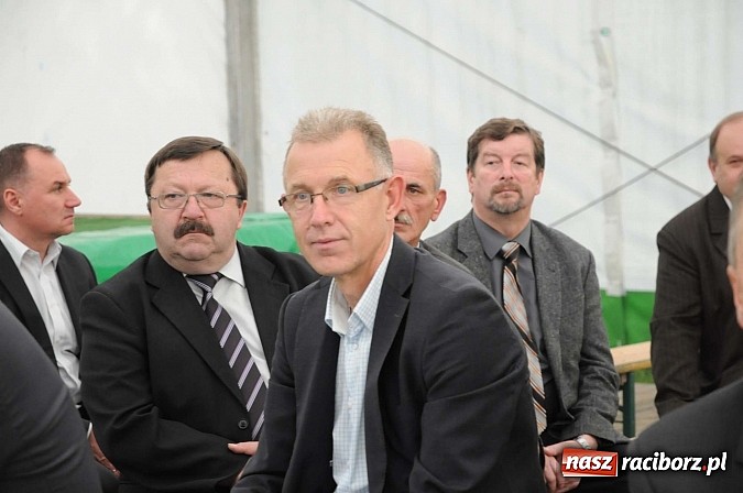 Zdjęcie w galerii na portalu naszraciborz.pl: Dwudzieste urodziny Agromaxu. Uroczystości z Jego Magnificencją  wiadomości z regionu