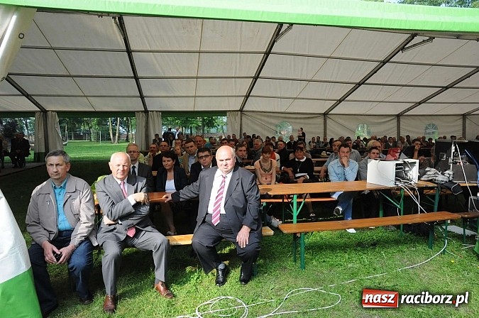 Zdjęcie w galerii na portalu naszraciborz.pl: Dwudzieste urodziny Agromaxu. Uroczystości z Jego Magnificencją  wiadomości z regionu