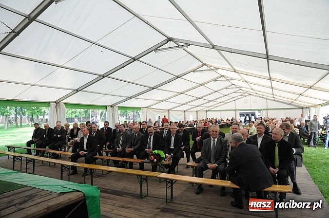 Zdjęcie w galerii na portalu naszraciborz.pl: Dwudzieste urodziny Agromaxu. Uroczystości z Jego Magnificencją  wiadomości z regionu
