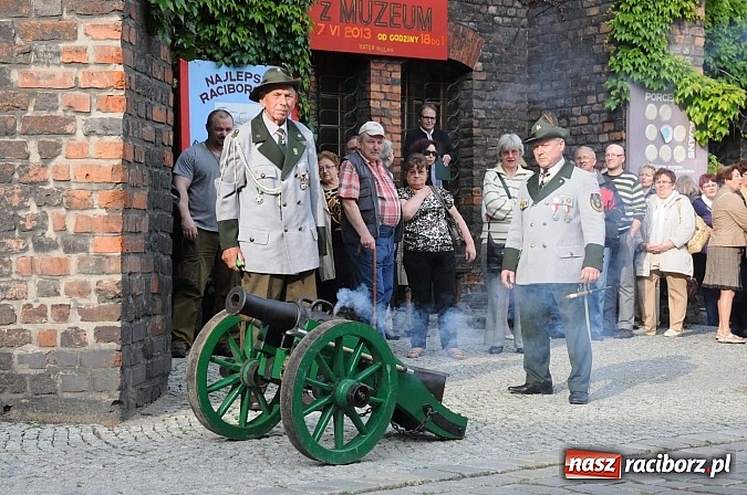 Zdjęcie w galerii na portalu naszraciborz.pl: Wieczór w Muzeum - pełna sala miłośników zabytków i historii wiadomości z regionu