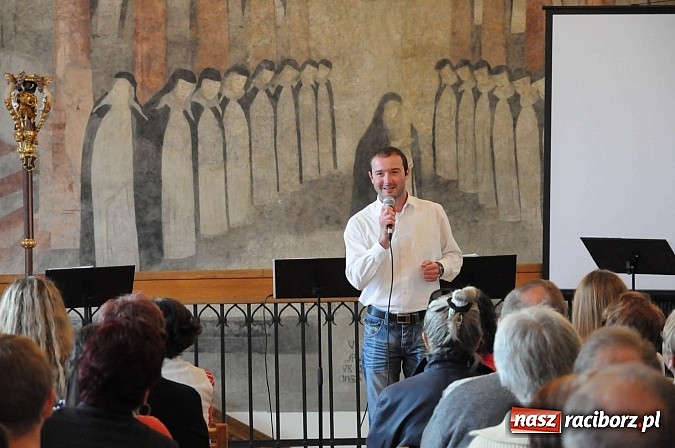 Zdjęcie w galerii na portalu naszraciborz.pl: Wieczór w Muzeum - pełna sala miłośników zabytków i historii wiadomości z regionu