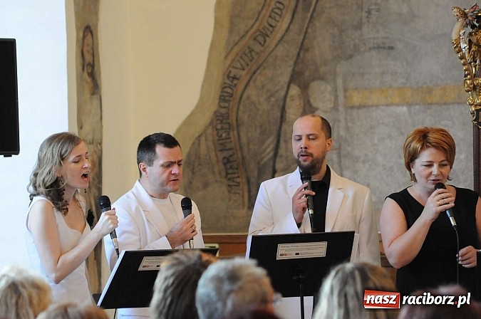Zdjęcie w galerii na portalu naszraciborz.pl: Wieczór w Muzeum - pełna sala miłośników zabytków i historii wiadomości z regionu