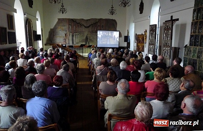 Zdjęcie w galerii na portalu naszraciborz.pl: Wieczór w Muzeum - pełna sala miłośników zabytków i historii wiadomości z regionu