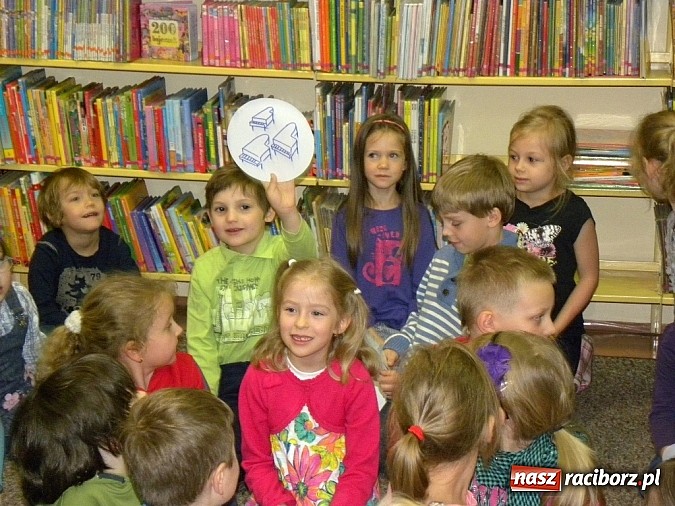 Zdjęcie w galerii na portalu naszraciborz.pl: Cały Racibórz czytał dzieciom wiadomości z regionu