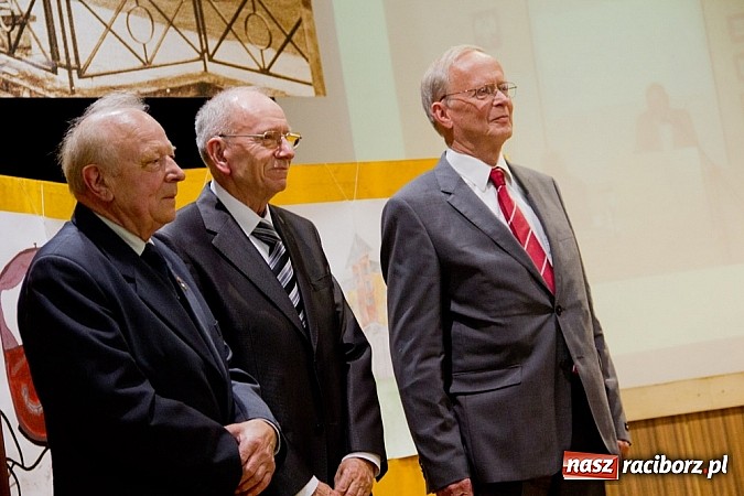 Zdjęcie w galerii na portalu naszraciborz.pl: Dwie dekady filologii germańskiej w murach raciborskiej PWSZ wiadomości z regionu