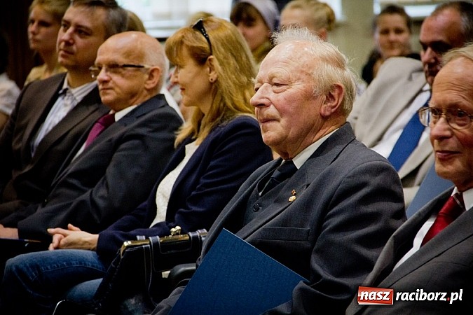 Zdjęcie w galerii na portalu naszraciborz.pl: Dwie dekady filologii germańskiej w murach raciborskiej PWSZ wiadomości z regionu