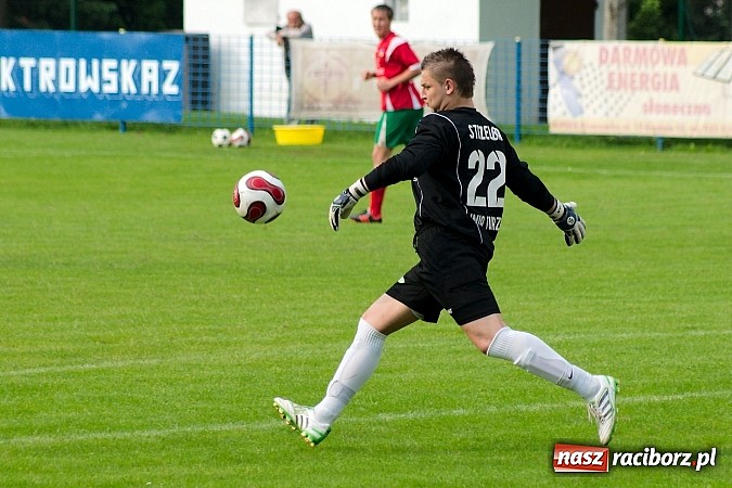 Zdjęcie w galerii na portalu naszraciborz.pl: Dreszczowiec w Krzanowicach. Turza minimalnie lepsza wiadomości z regionu