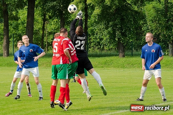 Zdjęcie w galerii na portalu naszraciborz.pl: Dreszczowiec w Krzanowicach. Turza minimalnie lepsza wiadomości z regionu