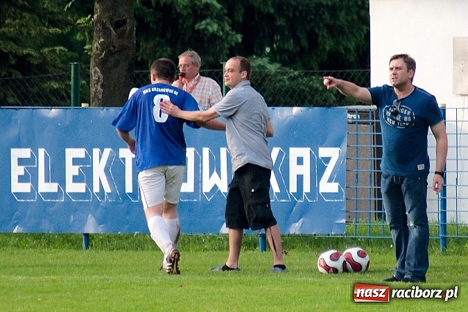 Zdjęcie w galerii na portalu naszraciborz.pl: Dreszczowiec w Krzanowicach. Turza minimalnie lepsza wiadomości z regionu